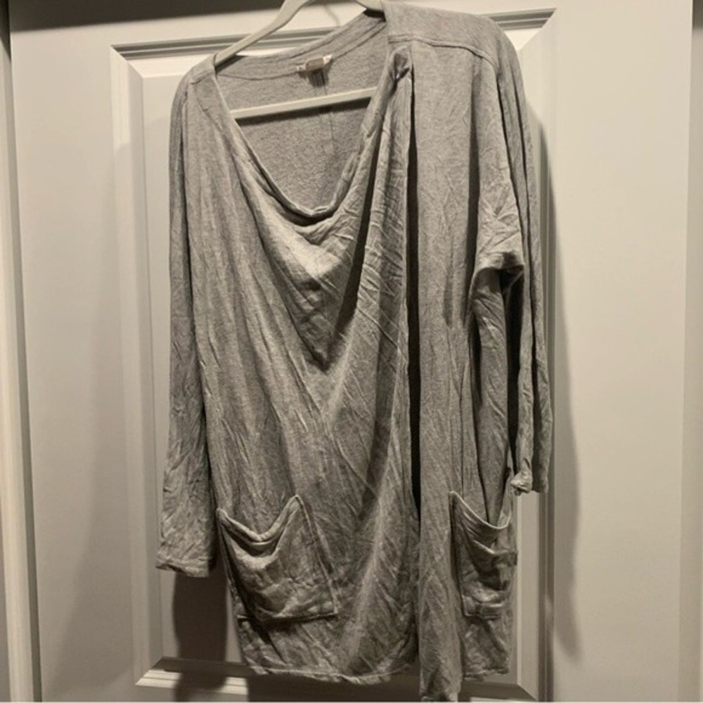 Ingrid & Isabel grey cardigan with magnetic closure design Cozy nursing cardigan